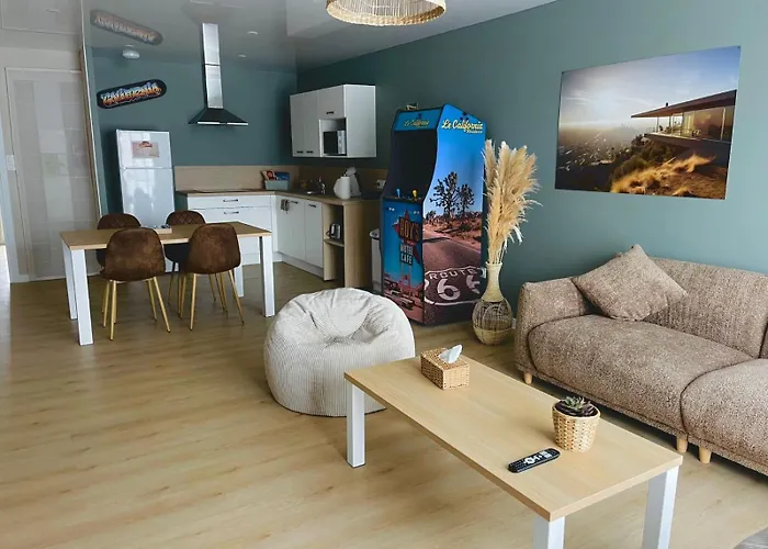 Beverly Hills - Familiale Avec Piscine Appartement